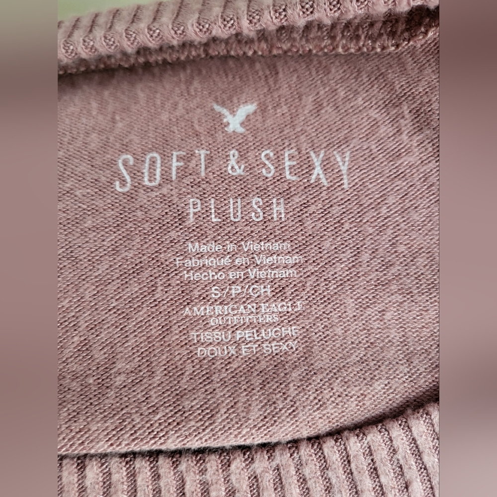 American Eagle Soft & Sexy Plush Oversized Sweater Dusty Rose size S - Picture 5 of 6